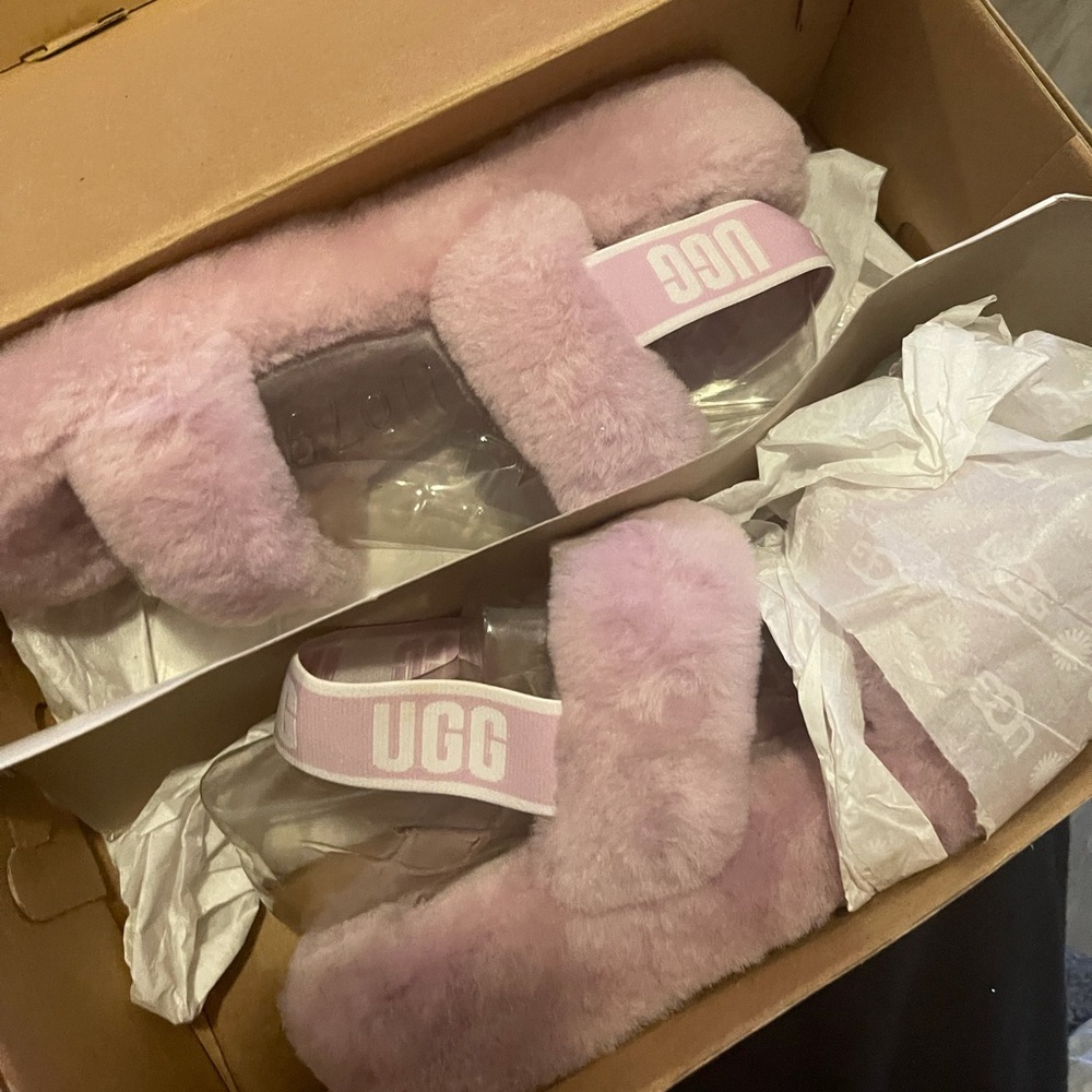 Women’s Ugg “Oh Yeah” Slides